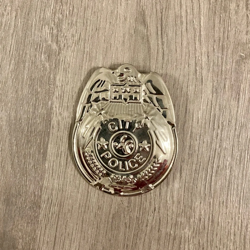 Halloween City Police Silver-tone Brooch/Pin Unisex